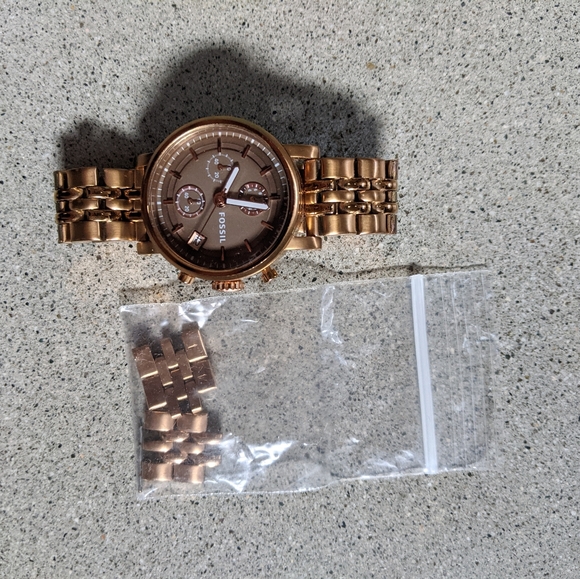 Fossil women's rose gold watch - Picture 8 of 8